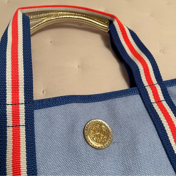 NWT Lilly Pulitzer bundle in Swim on Over Mercaro Tote, Run Around Cap, Tumbler - Picture 3 of 10